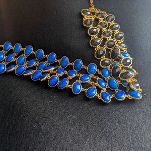 Reversible collar necklace